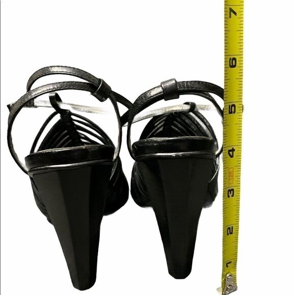 Calvin Klein Strapped Slings  - Picture 4 of 9